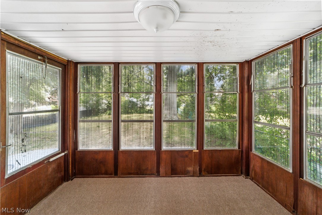 1655 Lyndhurst Road Cleveland, OH 44124 - Photo 8 of 30 View of unfurnished sunroom