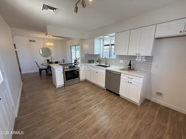 $299,900 | 1427 South Delaware Drive, Apache Junction, AZ 85120