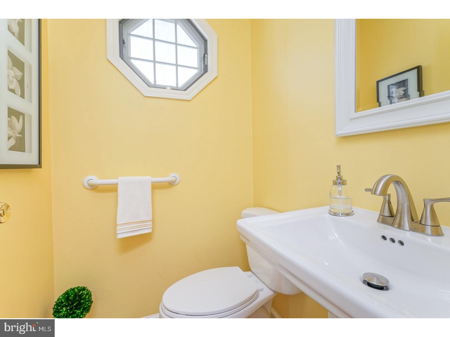 5 Arbor Road Cinnaminson, NJ 08077 - Photo 13 of 25 Gallery Image 13