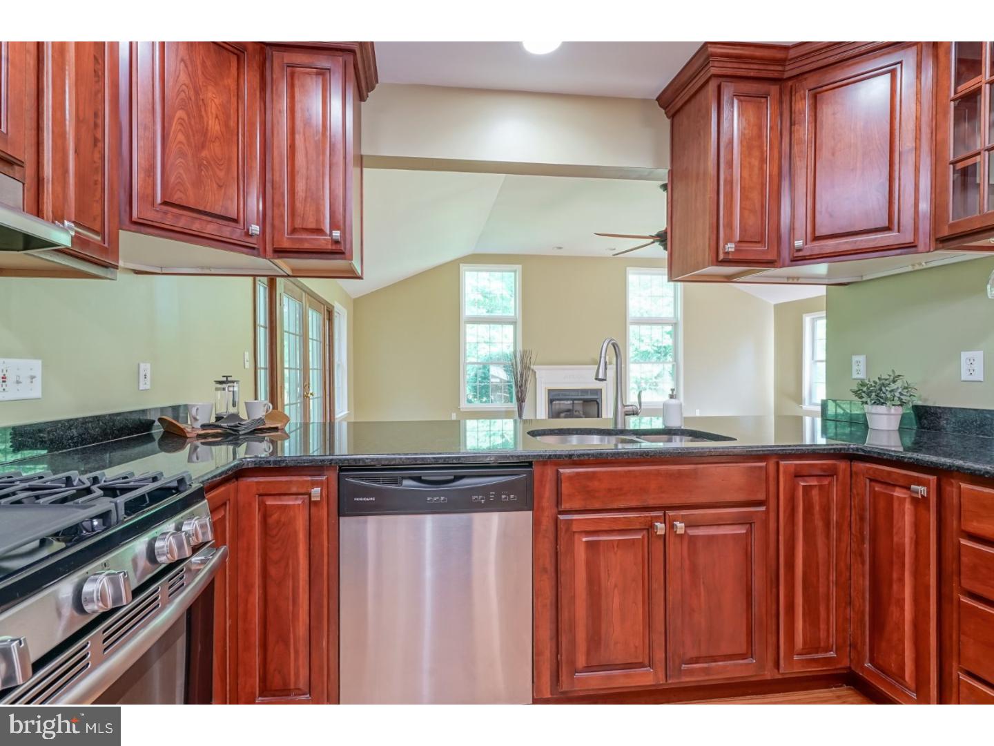 5 Arbor Road Cinnaminson, NJ 08077 - Photo 6 of 25 Gallery Image 6