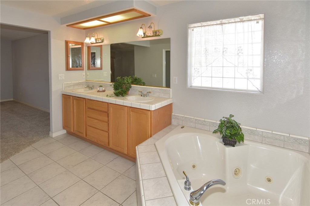 20690 Rancherias Road Apple Valley, CA 92307 - Photo 35 of 69