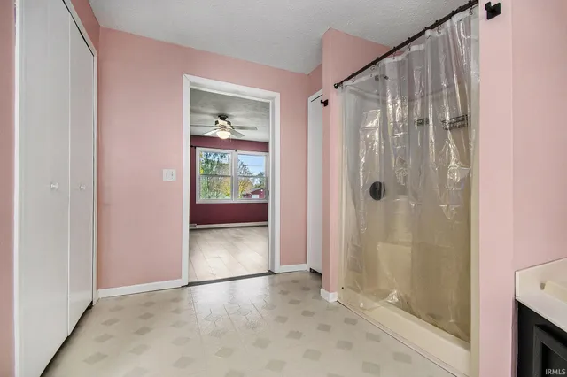 $319,999 | 4363 North 700 East, Leesburg, IN 46538