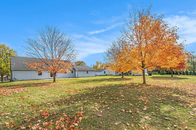 $319,999 | 4363 North 700 East, Leesburg, IN 46538