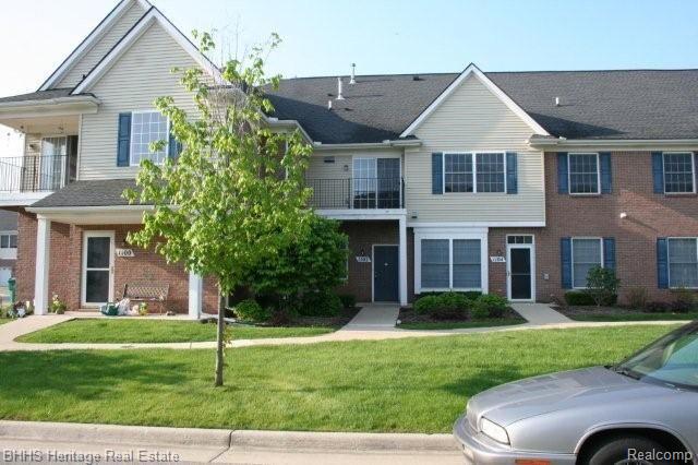 1102 Rial Lake Drive, Unit 53 Howell, MI 48843 - Photo 1 of 9 Front of House