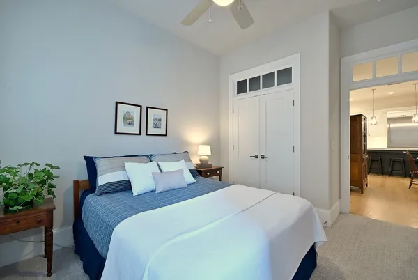 $765,000 | 105 South Cottage Hill Avenue, Unit 206, Elmhurst, IL 60126