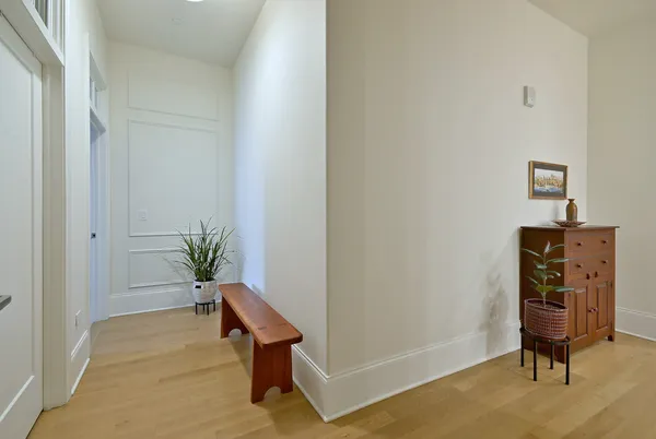 $765,000 | 105 South Cottage Hill Avenue, Unit 206, Elmhurst, IL 60126