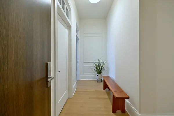 $765,000 | 105 South Cottage Hill Avenue, Unit 206, Elmhurst, IL 60126