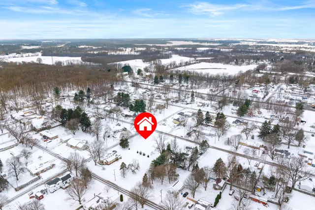 $40,000 | 649 Adams Street, Vicksburg, MI 49097