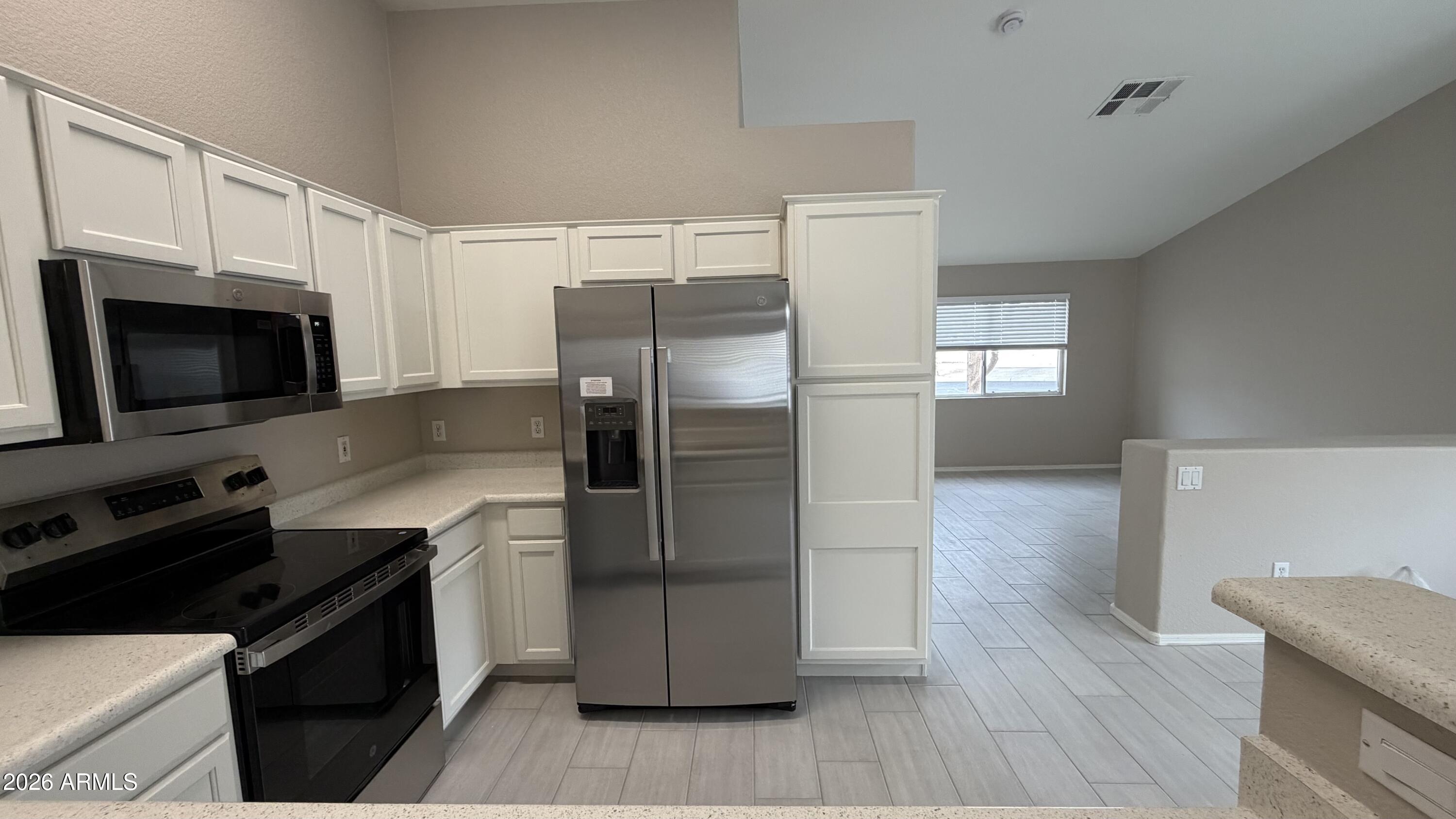 10355 West Alvarado Road Avondale, AZ 85392 - Photo 15 of 34 IMG_2093