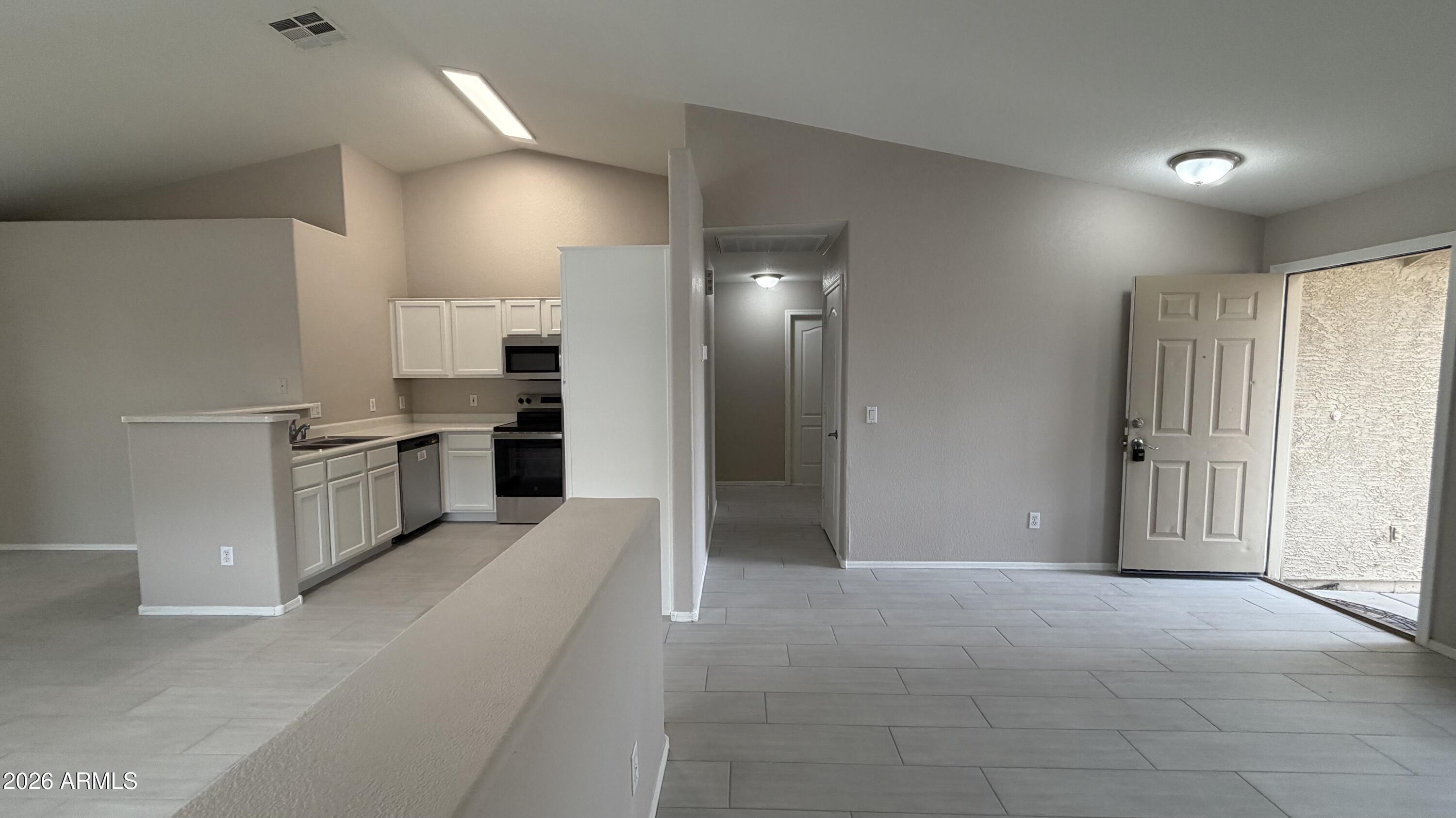 10355 West Alvarado Road Avondale, AZ 85392 - Photo 17 of 34 IMG_2096