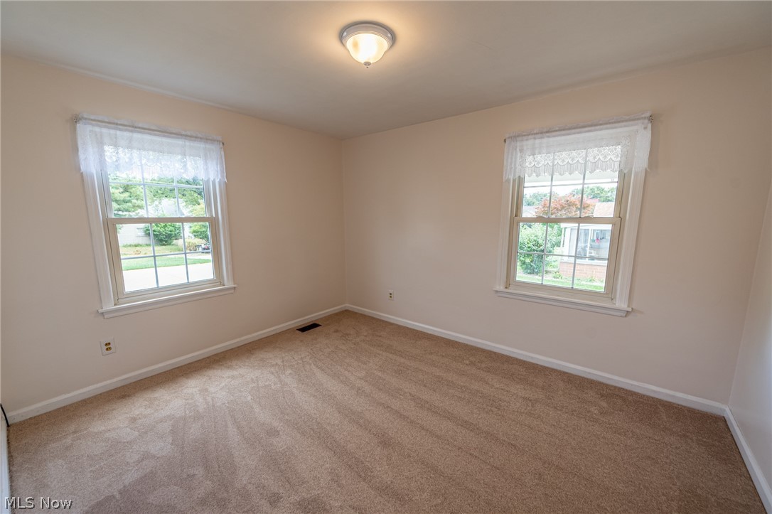 4123 Dryden Court Southwest Canton, OH 44708 - Photo 9 of 15 Gallery Image 9