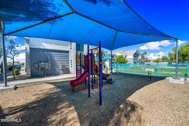 a view of outdoor space