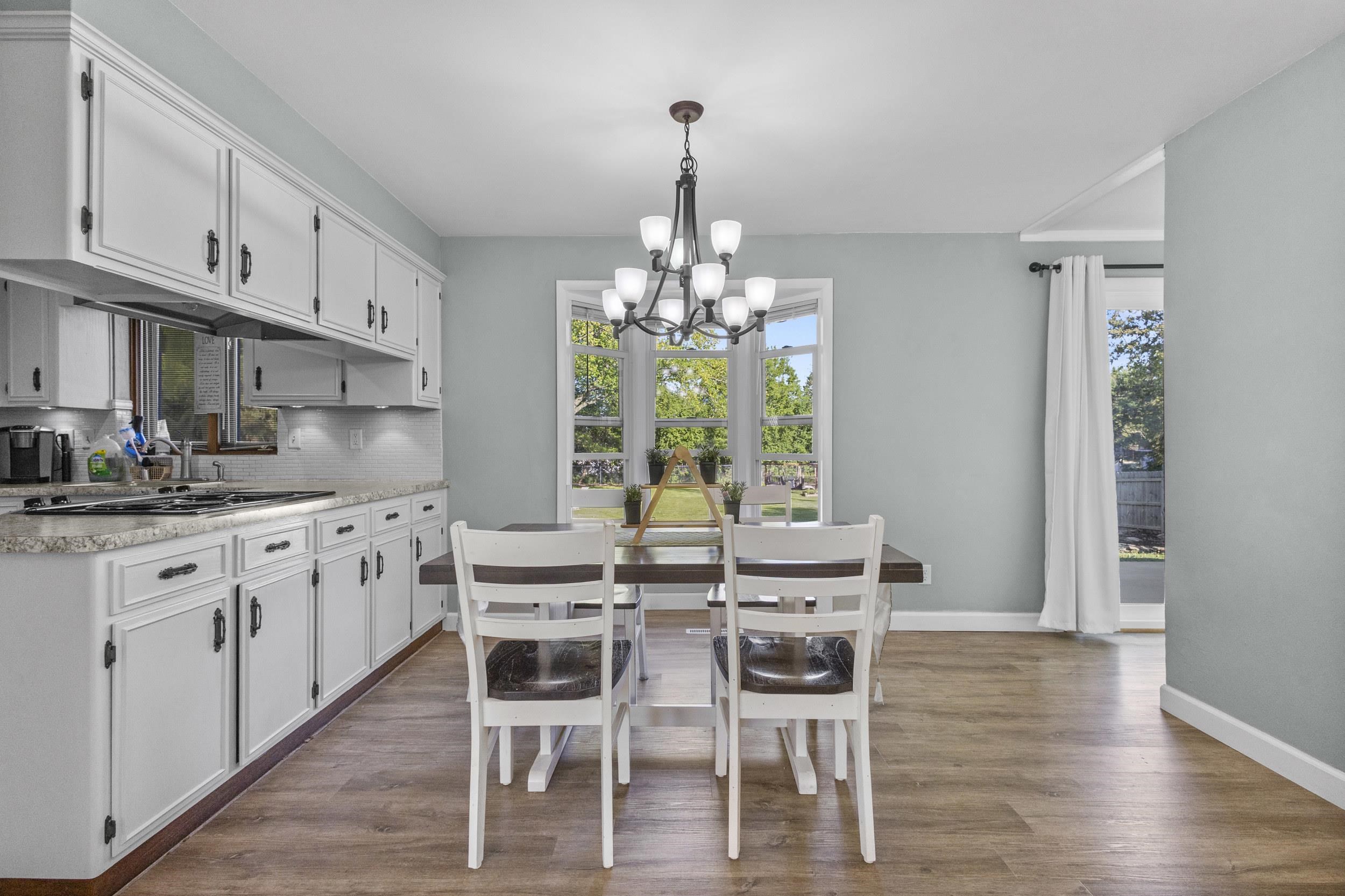 2663 Timber Lane Green Bay, WI 54313 - Photo 13 of 65