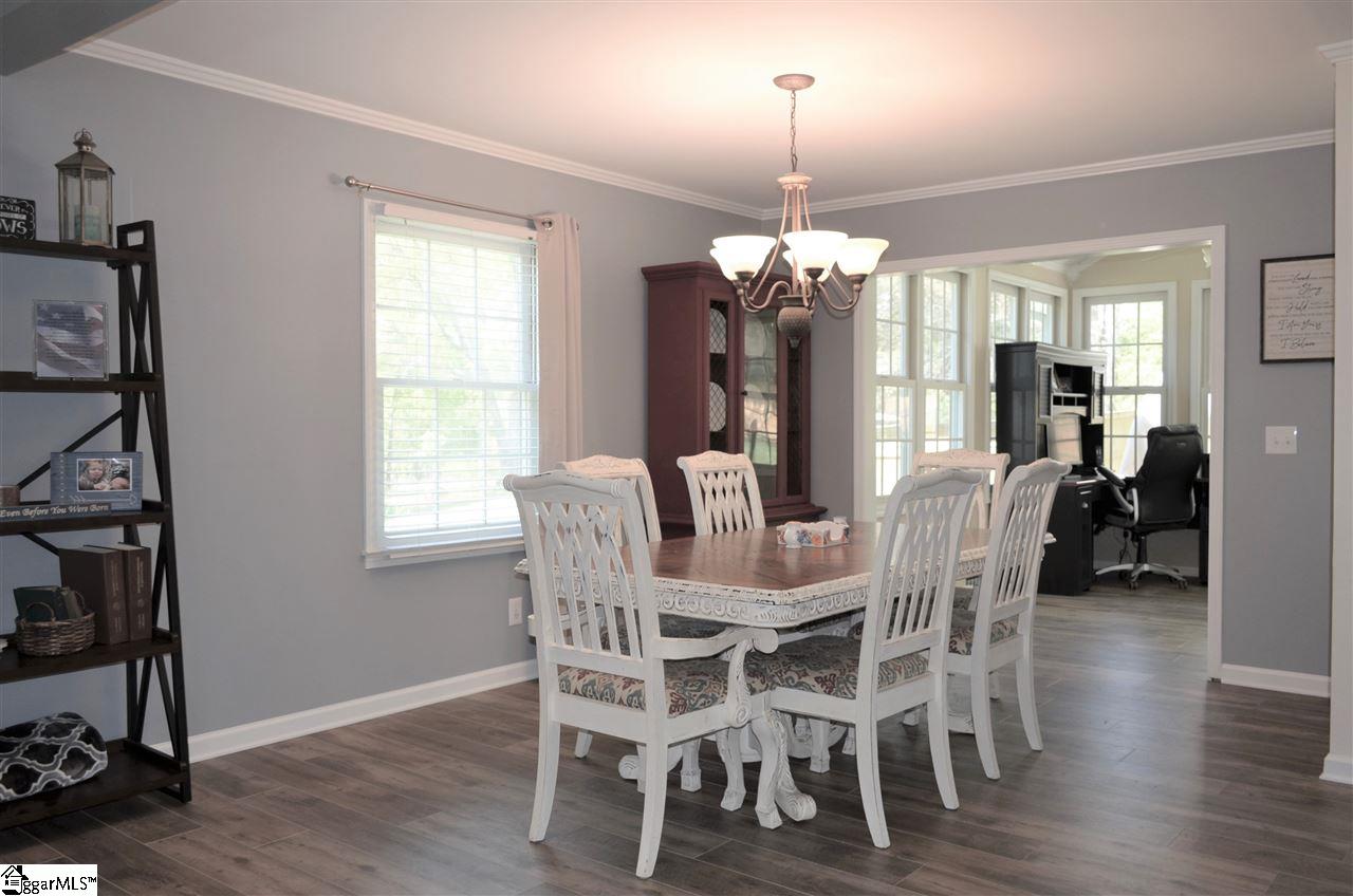 515 Fruitville Road Greenville, SC 29607 - Photo 6 of 34 Gallery Image 6