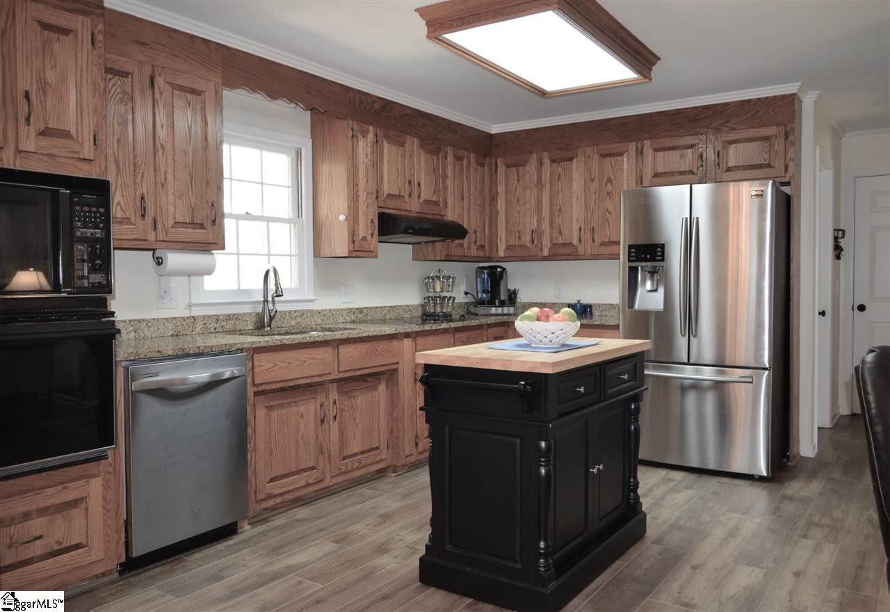 515 Fruitville Road Greenville, SC 29607 - Photo 8 of 34 Gallery Image 8