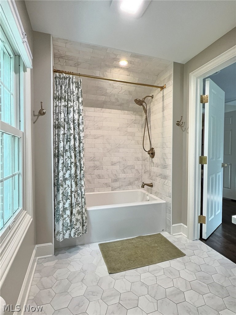 20962 Sydenham Road Shaker Heights, OH 44122 - Photo 24 of 36