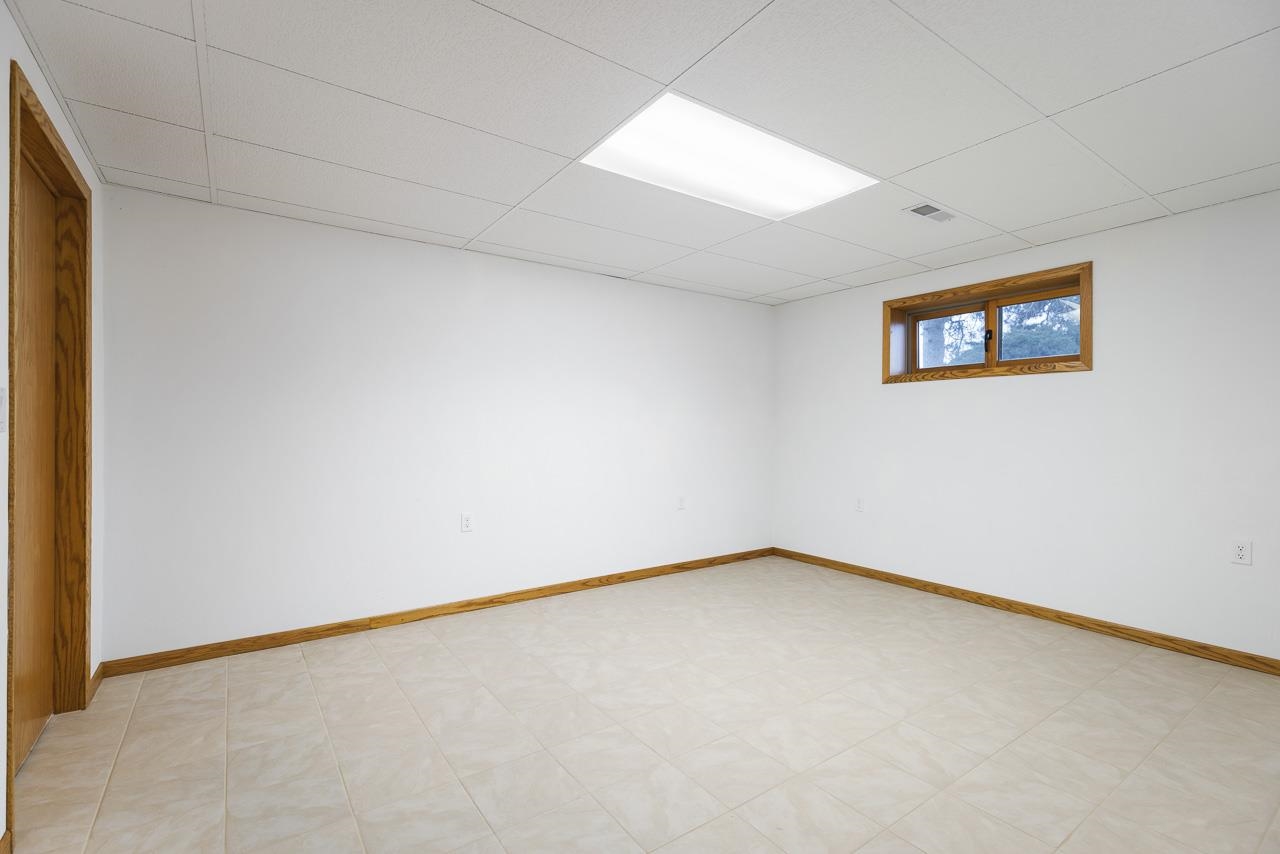 3178 North Berlin School Road Ridott, IL 61067 - Photo 30 of 47 a view of an empty room