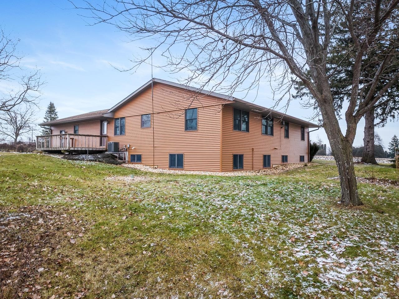 3178 North Berlin School Road Ridott, IL 61067 - Photo 4 of 47 a view of a house with a yard