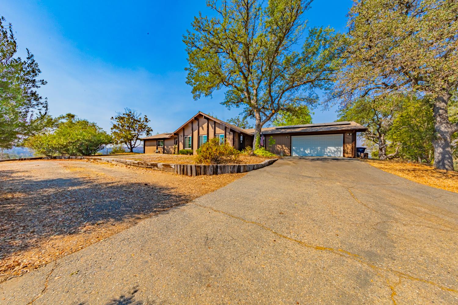 28530 Creek Road Coarsegold, CA 93614 - Photo 1 of 27 Gallery Image 1