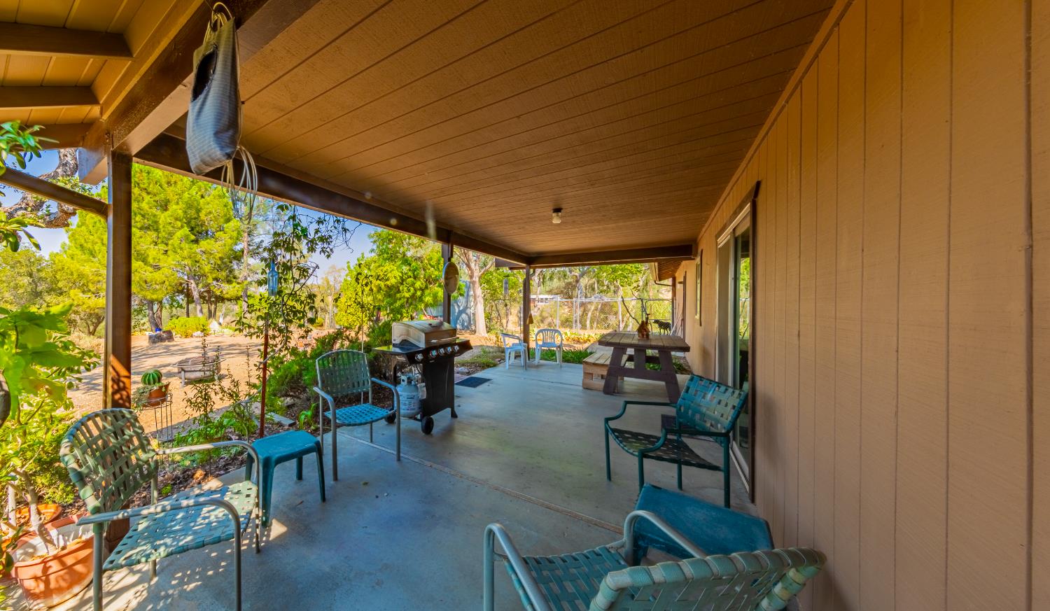 28530 Creek Road Coarsegold, CA 93614 - Photo 21 of 27 Gallery Image 21