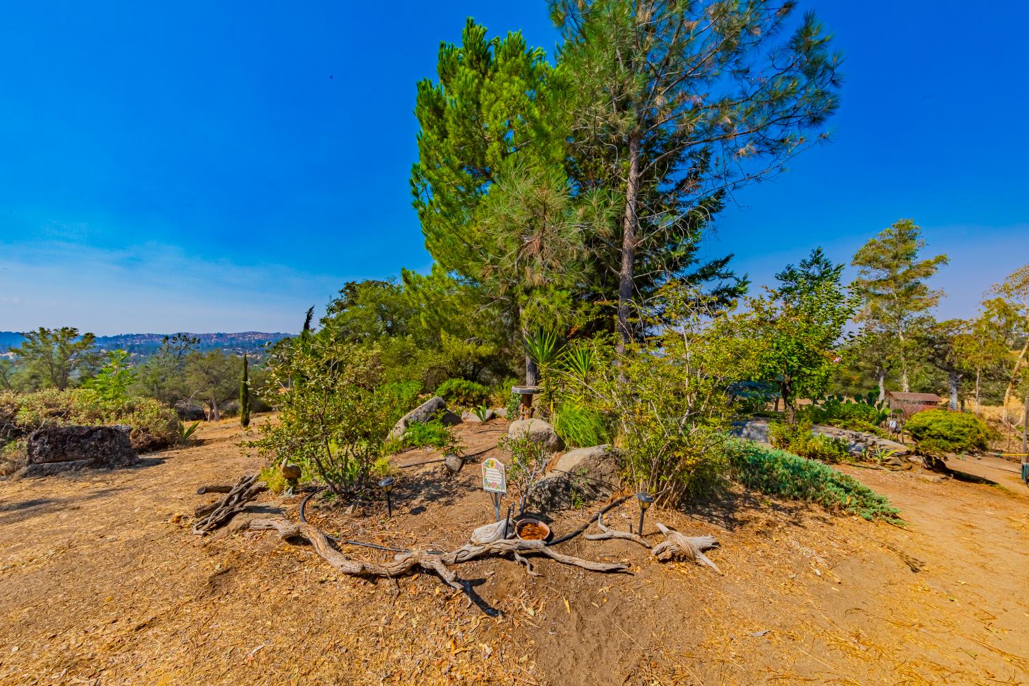 28530 Creek Road Coarsegold, CA 93614 - Photo 23 of 27 Gallery Image 23