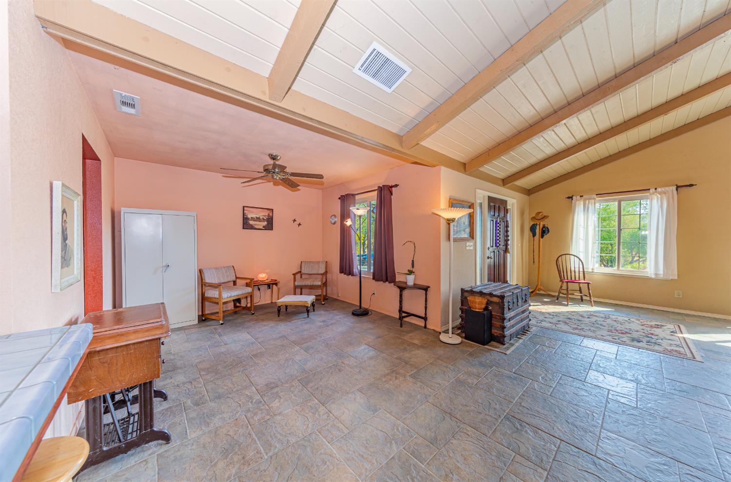 28530 Creek Road Coarsegold, CA 93614 - Photo 6 of 27 Gallery Image 6