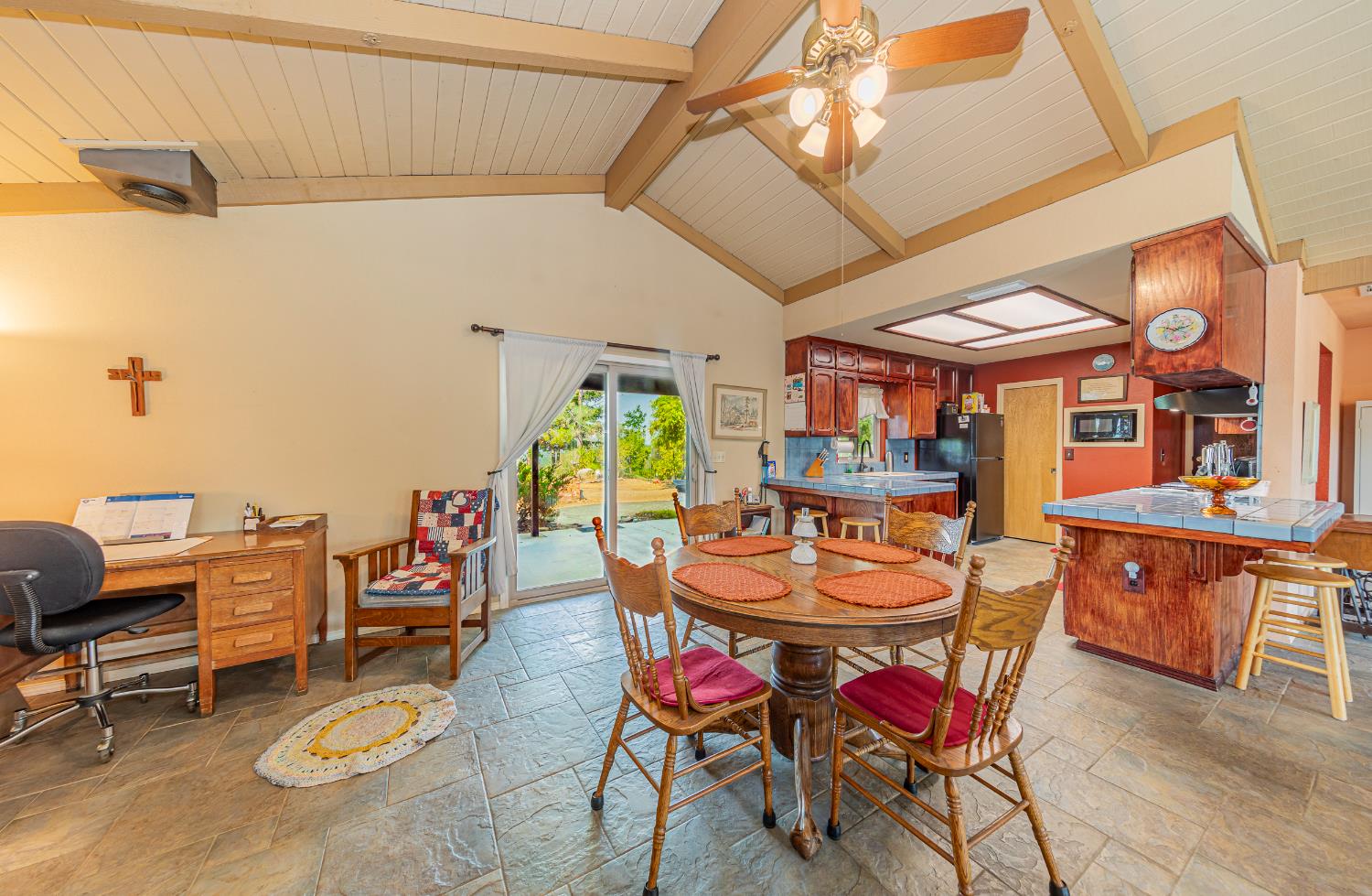 28530 Creek Road Coarsegold, CA 93614 - Photo 7 of 27 Gallery Image 7