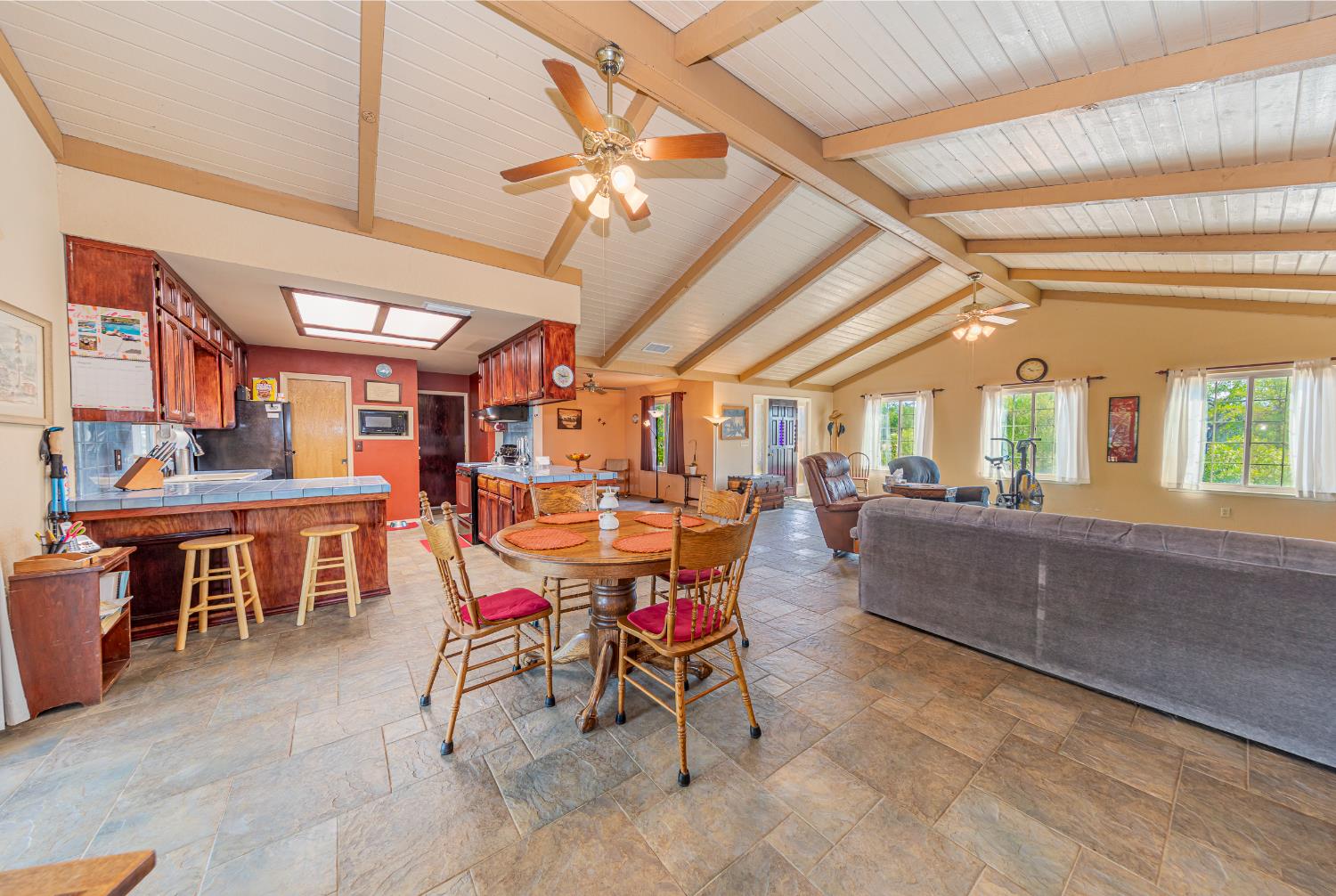 28530 Creek Road Coarsegold, CA 93614 - Photo 8 of 27 Gallery Image 8