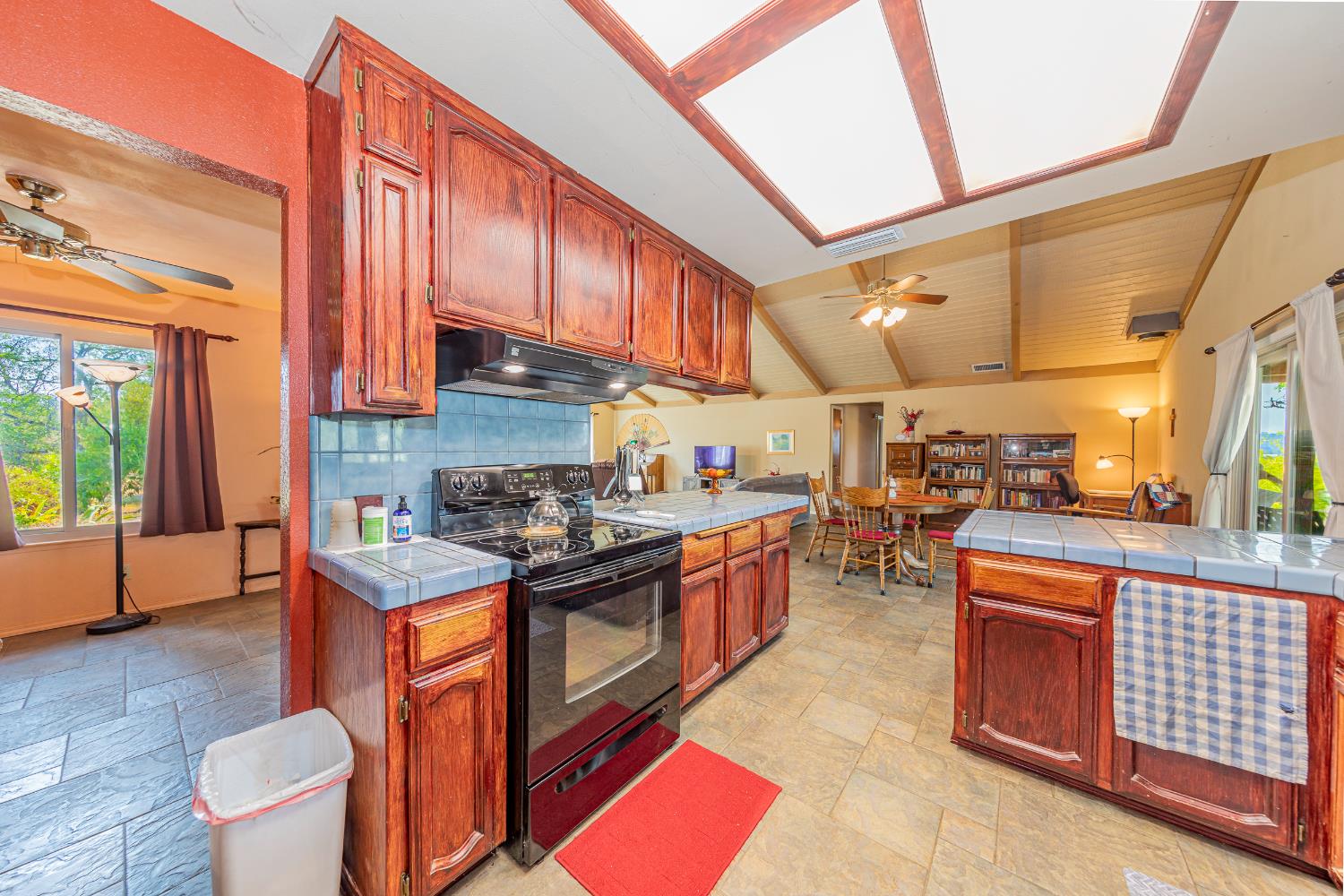 28530 Creek Road Coarsegold, CA 93614 - Photo 10 of 27 Gallery Image 10