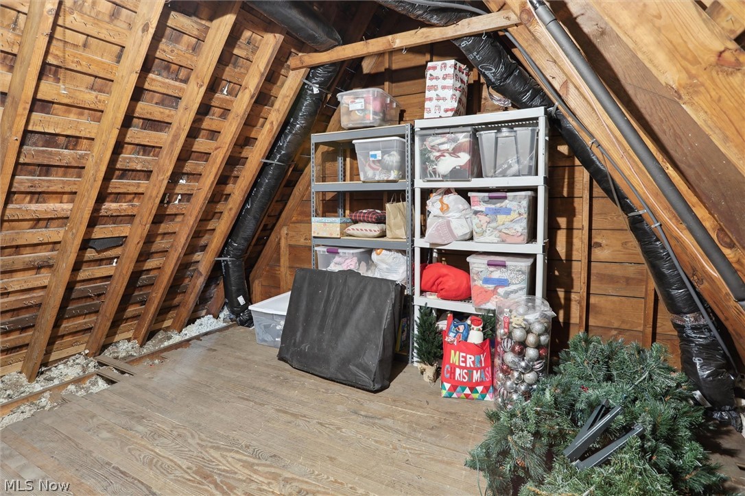 3273 Chalfant Road Cleveland, OH 44120 - Photo 40 of 50