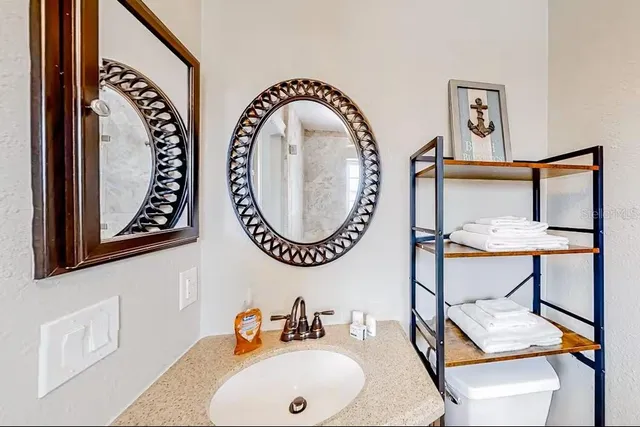 $3,899 | 10 Comet Court, Palm Coast, FL 32137