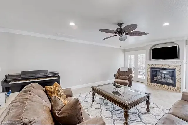 $3,899 | 10 Comet Court, Palm Coast, FL 32137