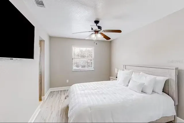 $3,899 | 10 Comet Court, Palm Coast, FL 32137