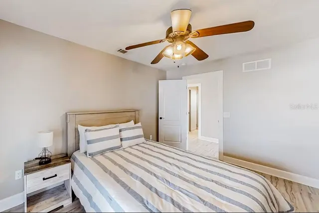 $3,899 | 10 Comet Court, Palm Coast, FL 32137