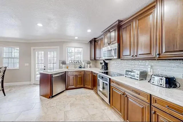 $3,899 | 10 Comet Court, Palm Coast, FL 32137