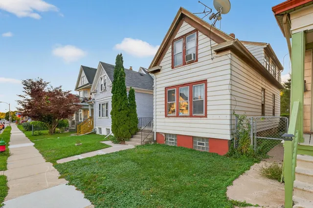 $180,000 | 2449 South 13th Street, Milwaukee, WI 53215