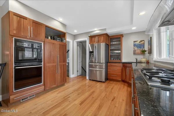 $378,000 | 1081 Manas Drive, Rotterdam, NY 12303