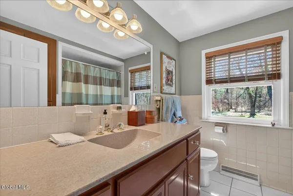 $378,000 | 1081 Manas Drive, Rotterdam, NY 12303