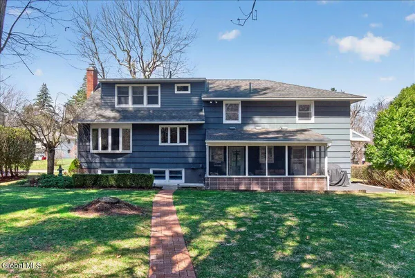 $378,000 | 1081 Manas Drive, Rotterdam, NY 12303