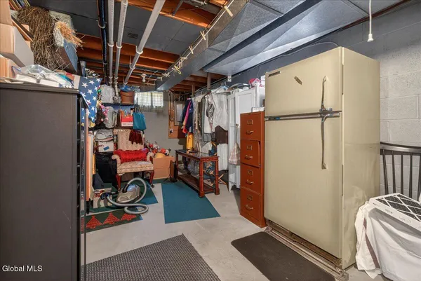 $378,000 | 1081 Manas Drive, Rotterdam, NY 12303