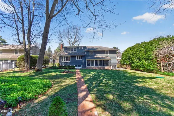 $378,000 | 1081 Manas Drive, Rotterdam, NY 12303