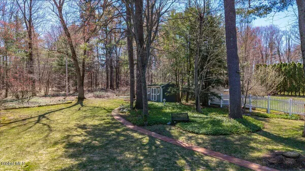 $378,000 | 1081 Manas Drive, Rotterdam, NY 12303