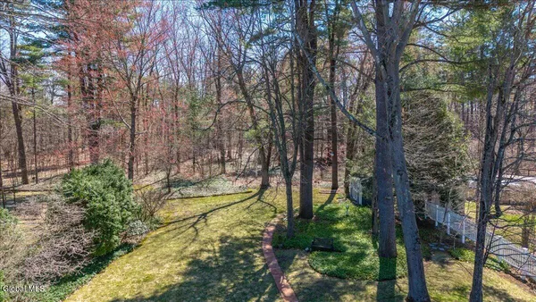 $378,000 | 1081 Manas Drive, Rotterdam, NY 12303