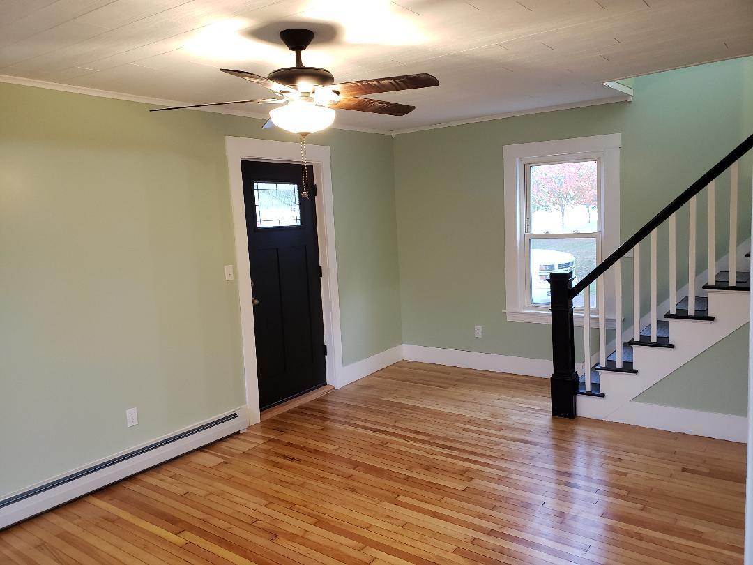 690 Riverside Drive Augusta, ME 04330 - Photo 12 of 32 living room 1