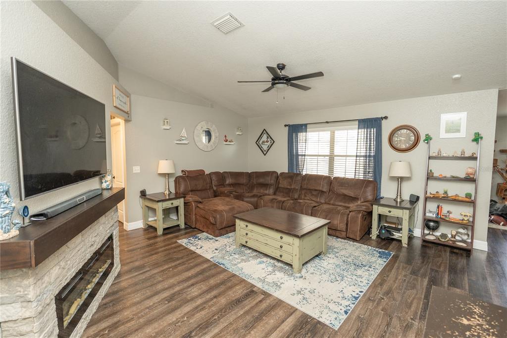 6 Fir Drive Trace Ocala, FL 34472 - Photo 6 of 41 a living room with furniture and wooden floor