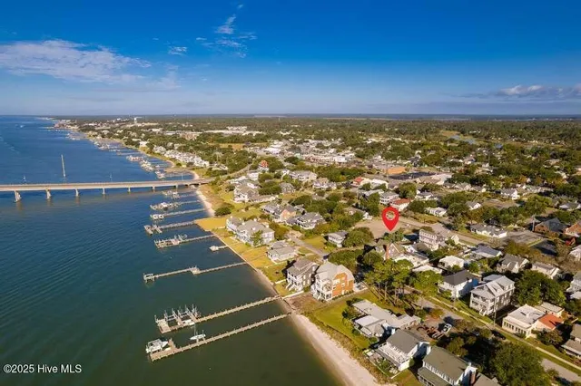 $2,350,000 | 2101 Evans Street, Morehead City, NC 28557