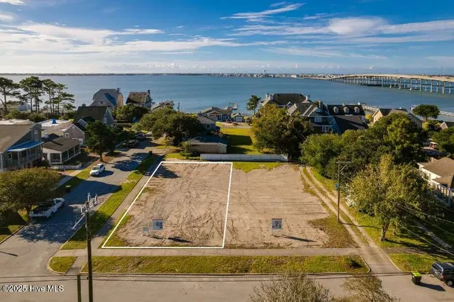 $2,350,000 | 2101 Evans Street, Morehead City, NC 28557