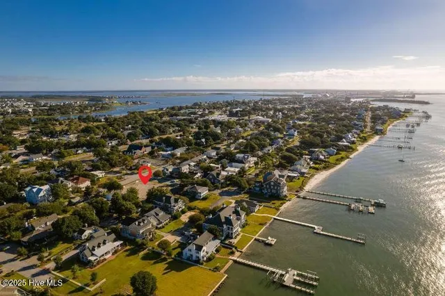 $2,350,000 | 2101 Evans Street, Morehead City, NC 28557