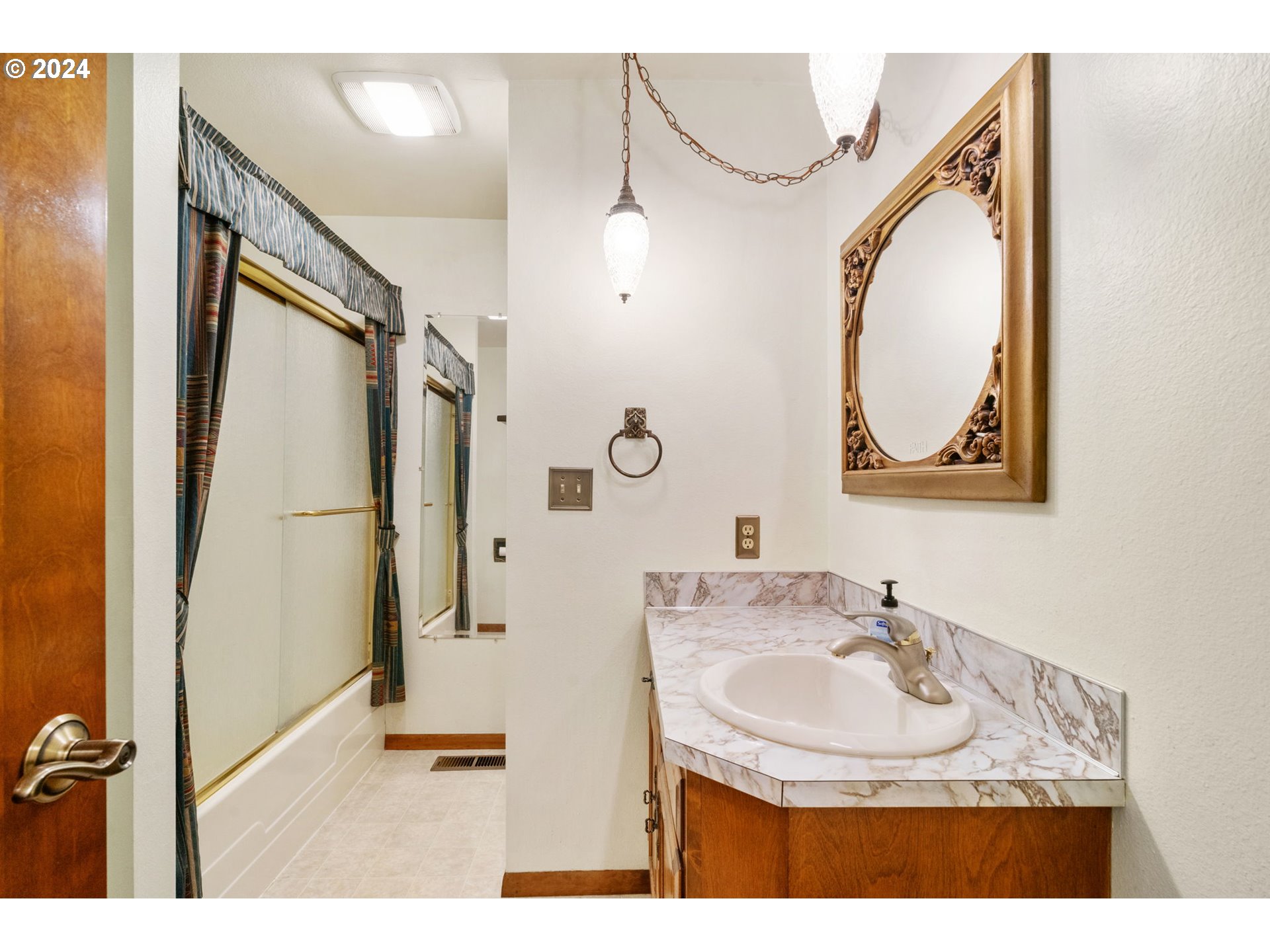 1208 Southwest Maple Street Dallas, OR 97338 - Photo 21 of 37 Gallery Image 21