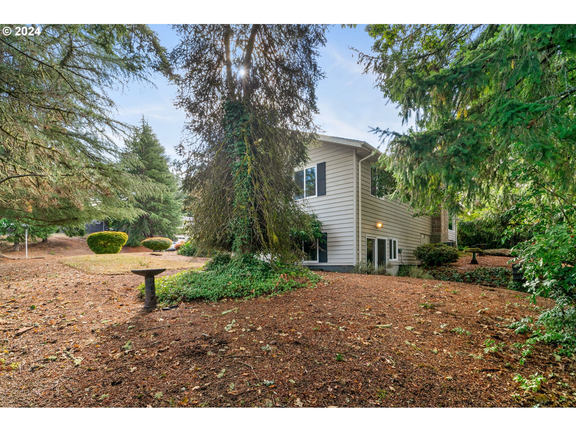 1208 Southwest Maple Street Dallas, OR 97338 - Photo 34 of 37 Gallery Image 34